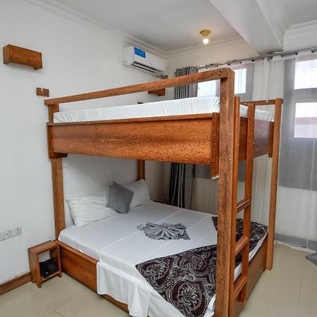 Kuti Hotel Stone Town Zanzibar Eksteriør billede